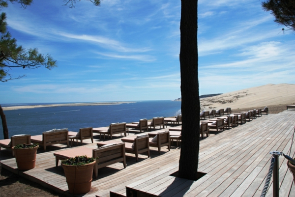 la-dune-du-pilat-la-coorniche-un-restaurant-sur-la-grande-dune