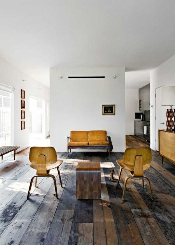 salon-moderne-sol-en-parquet-plancher-meubles-en-bois-lampe-décorative