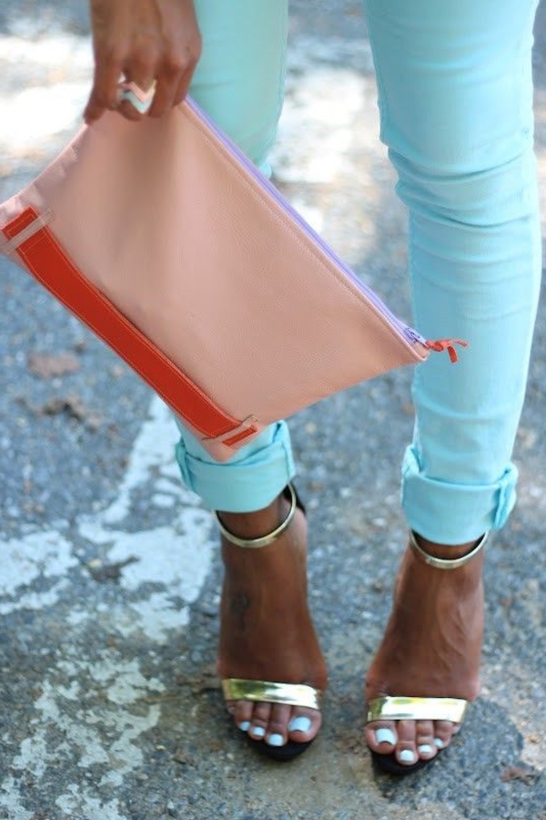 sandales-compensées-mode-femme-sac-en-cuir-jean-bleu