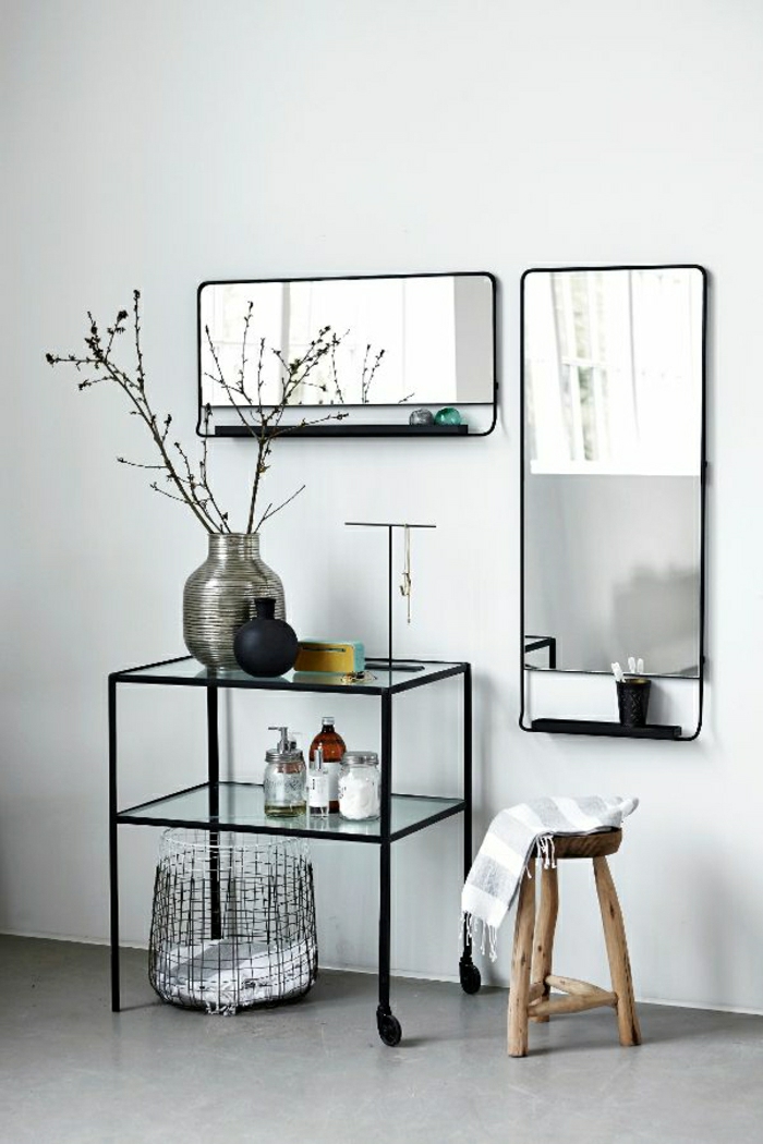 1-console-d-entrée-meubles-d-entrée-en-fer-forgé-et-verre-mur-blanc-sol-en-lin-gris