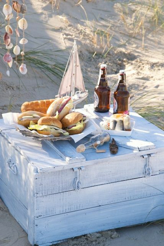 1-table-basse-de-plage-petit-déjeuner-plage-décoration-de-plage-table-de-picnic