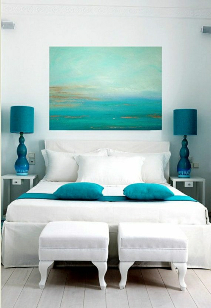 Décoration-en-couleur-marine-aigua-chambre-à-coucher-lampe-bleue