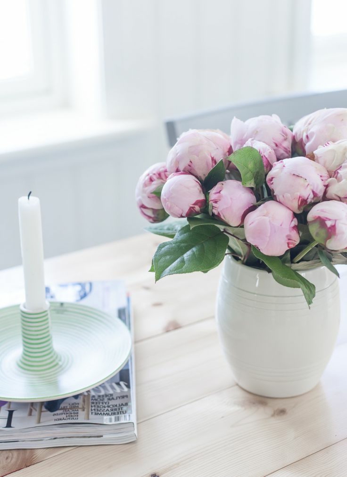 bouquet-de-pivoine-idées-décoration-jolie-table