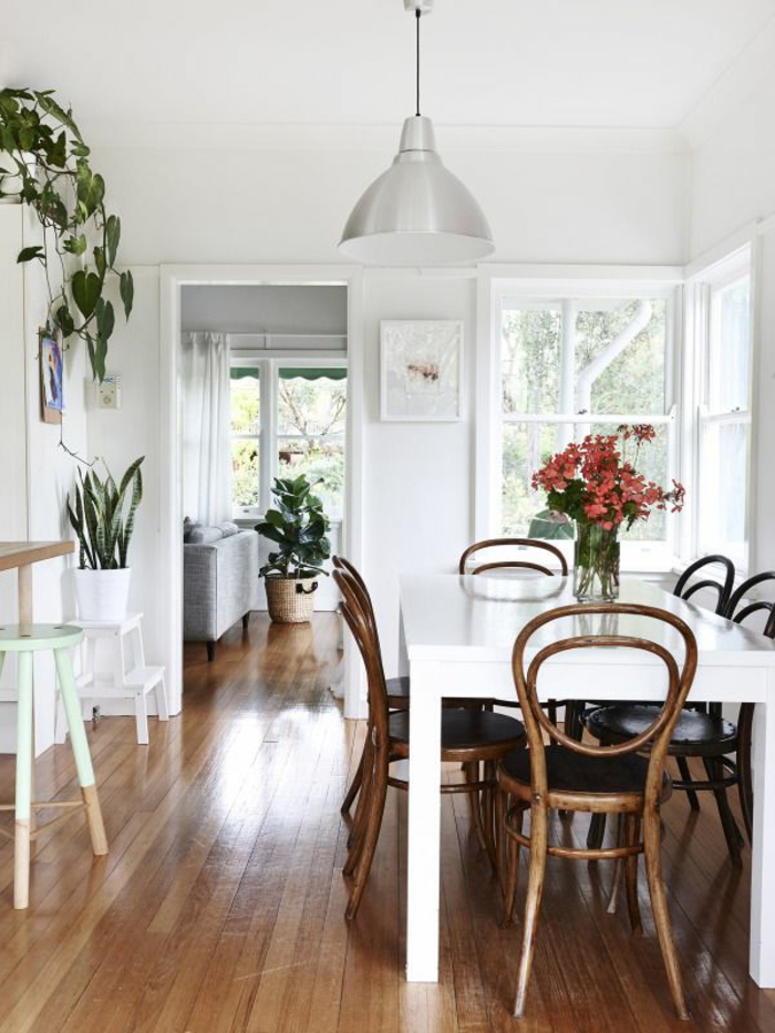 chaises-bistrot-pour-la-maison-moderne