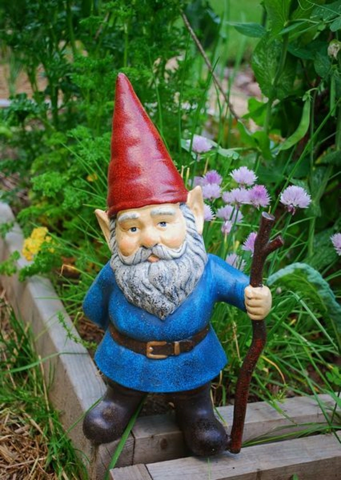 nain-de-jardin-chapeau-rouge-barbu-statue-de-jardin-décoration-de-jardin
