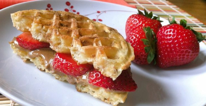 petit-déjeuner-régime-équilibré-gouffre-fraises
