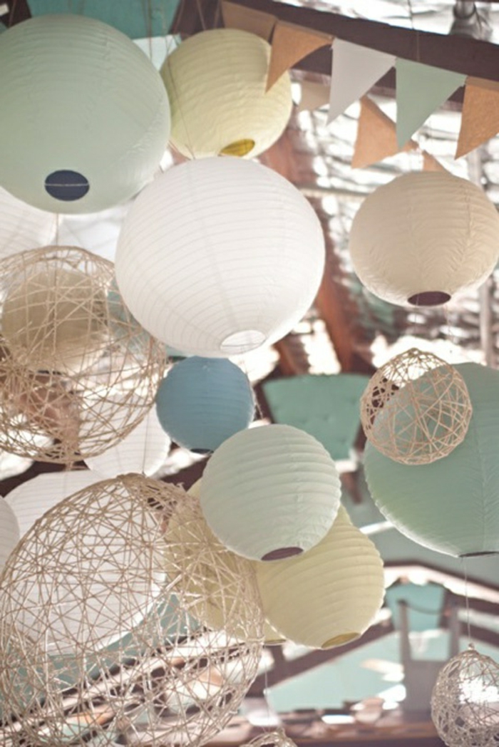 boule-chinoise-luminaire-suspension-en-papier-lampions-modernes-idee-amenagement