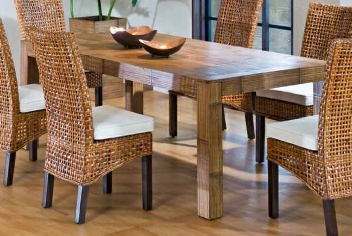 chaise-en-osier-rotin-design-meubles-de-cuisine-table-en-bois-sol-parquet