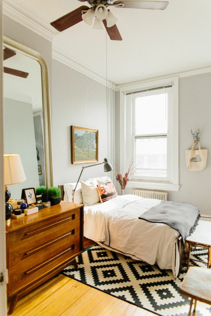 commode-en-bois-chambre-à-coucher