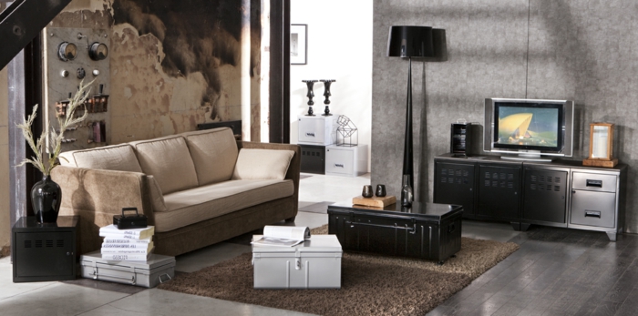 des-meubles-style-industriel-idée-créative-canapé-beige-tapis-valise-table-basse