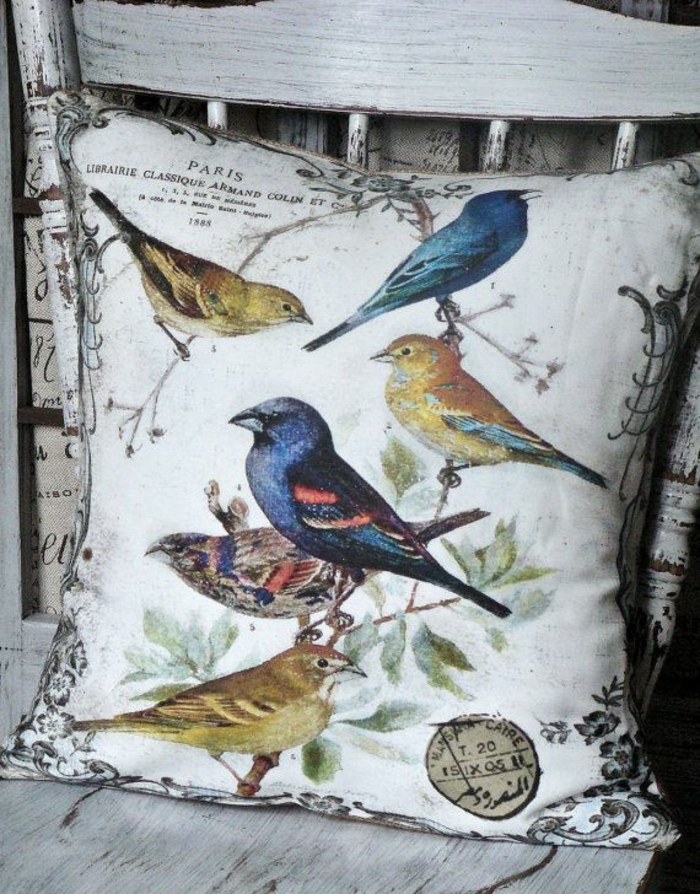 housse-de-coussin-vintage-motif-oiseaux