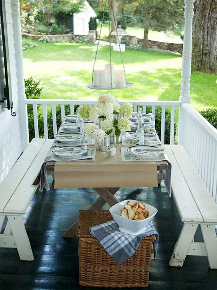 la-table-pliante-pour-le-jardin-table-en-bois-pliante-veranda-en-bois