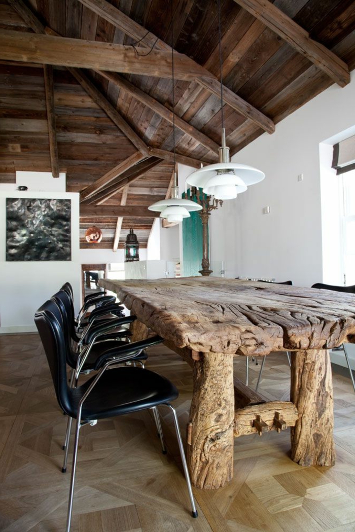 meubles-en-bois-brut-table-phénoménale-en-bois-brut-et-chaises-modernes