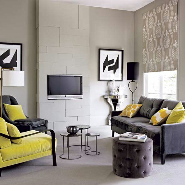 salon-deco-décorer-son-salon-gris-et-jaun-moderne-sofa-confortable-canapé