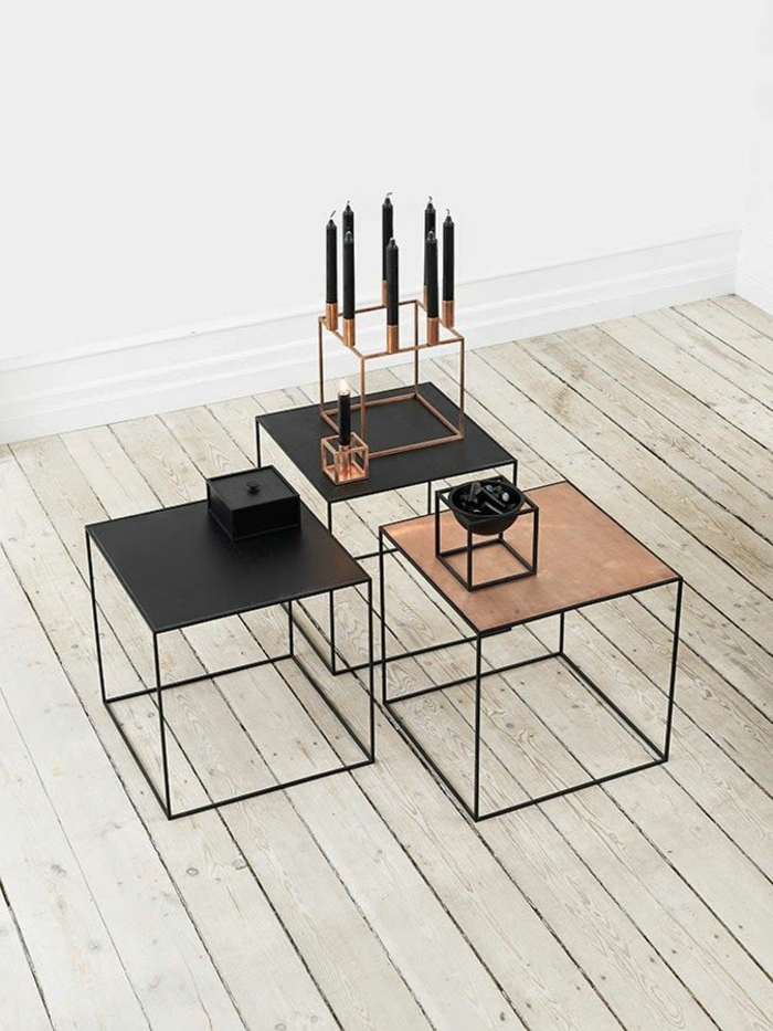 table-carrée-petites-tables-carrées-sup-planches-en-lattes-de-bois