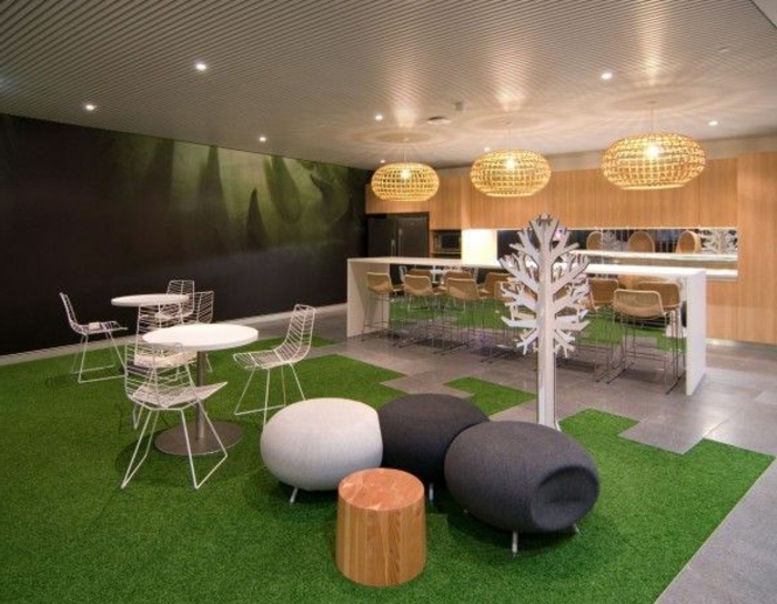 tapis-de-gazon-synthétique-de-couleur-vert-intérieur-moderne-salle-de-séjour-meubles