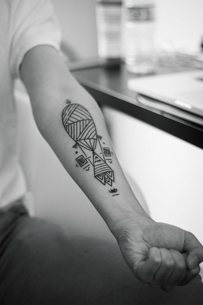 tatouages-graphique-tatouages-symboles-tatouages-géométrique-baloon