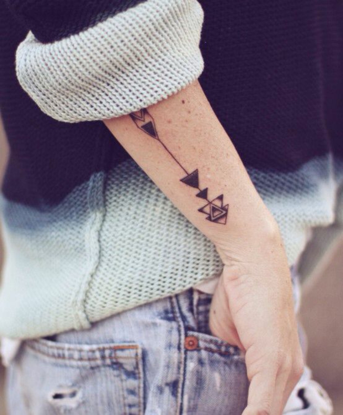 tatouages-graphique-tatouages-symboles-tatouages-géométriques-arrow-cool