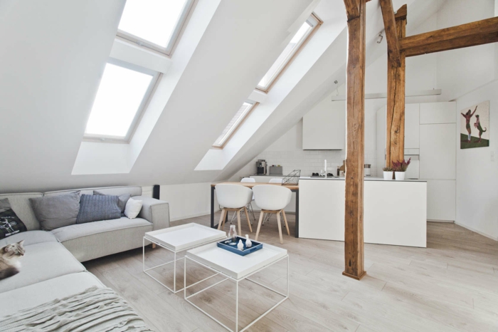 0-aménagement-de-combles-studio-esprit-loft-murs-blancs-sous-pente-meubles