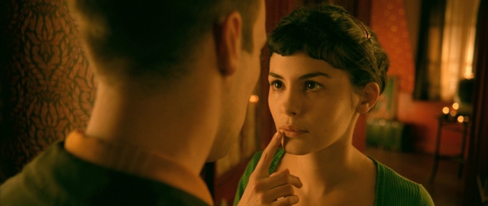 1-amelie-une-des-meilleurs-films-romantiques-le-fabuleux-destin-d-Amélie-Poulain-resized