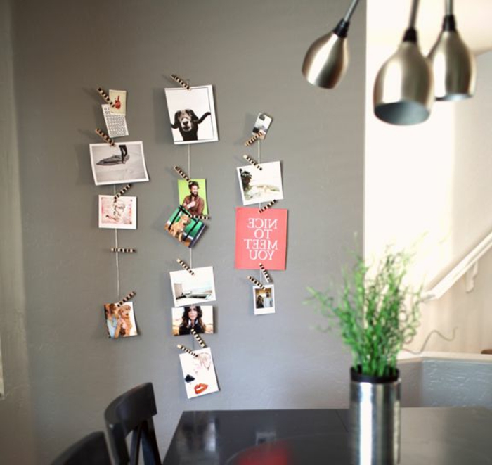 1-comment-décorer-sa-chambre-salon-murs-gris-plante-verte-sur-la-table