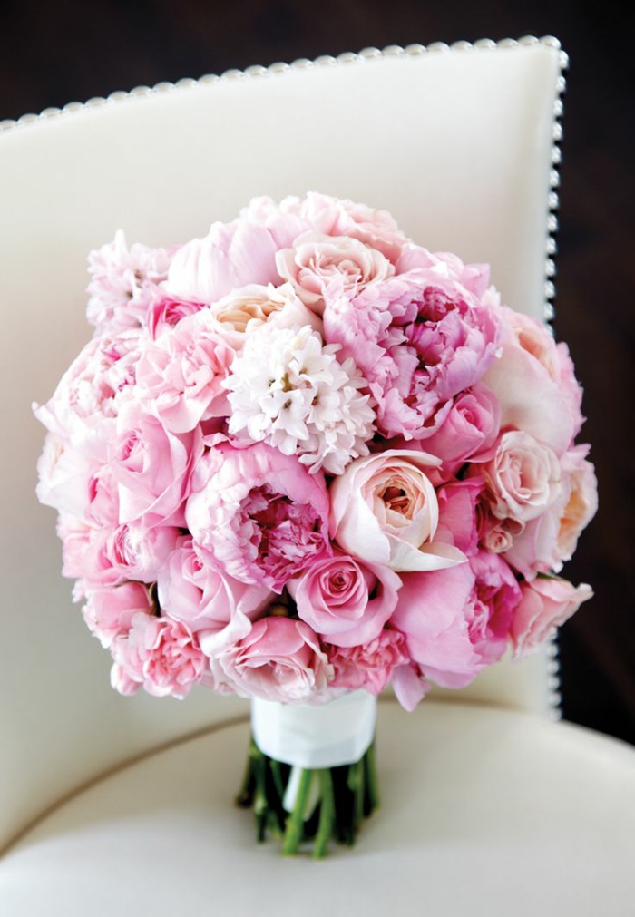 1-signification-des-roses-bouquet-de-mariée-roses-magnifique-bouquet-de-fleurs-pour-mariage