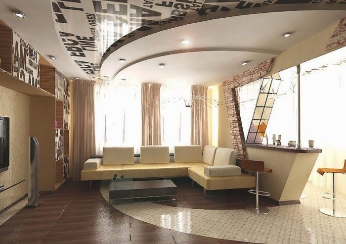 2-salon-avec-faux-plafond-suspendu-plafond-suspendu-placo-canapé-beige-petite-table-basse-en-bois-foncé