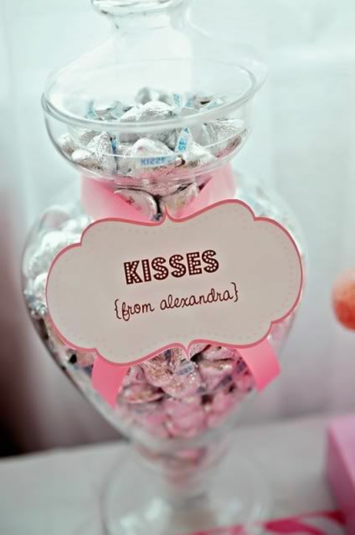 bonbonnière-mariage-dragées-originale-boite-verre-kisses-bisoux-cadeau