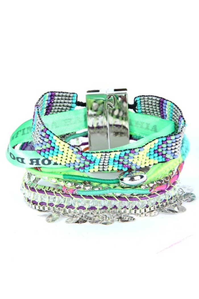 bracelets-brésiliens-prénom-colorés-bracelets-brésiliens-variante-coloré-bracelets-bresiliens