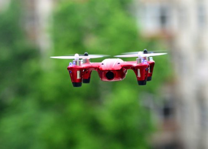 drone-télécommandé-avec-giro-caméra