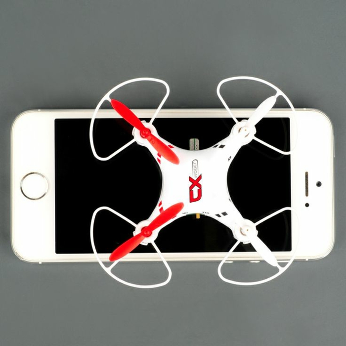 drone-télécommandé-par-commande-de-votre-smartphone