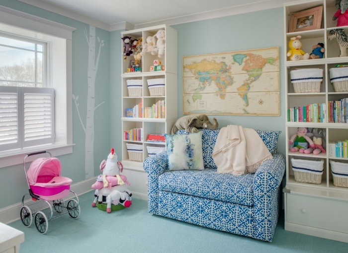 fauteuil-convertible-pour-le-salon-stylé-design-d-intérieur-chambre-bébé-bleu-et-rose