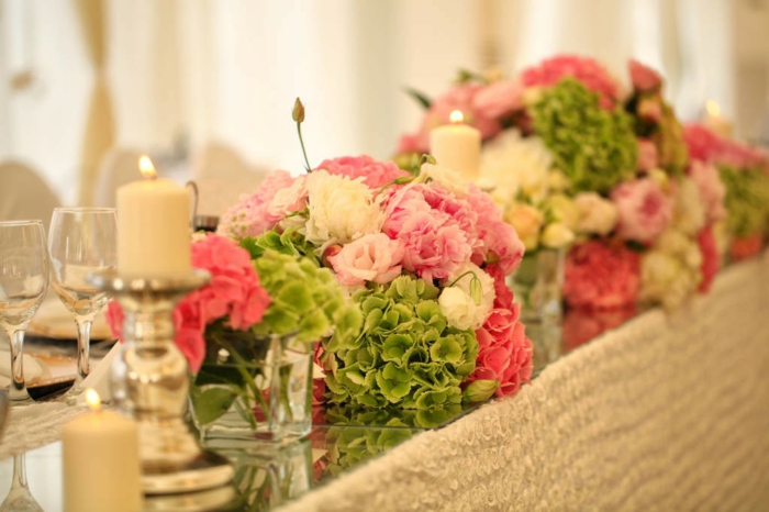 idées-déco-mariage-champêtre-deco-table-mariage-originale-faire-soi-même-bougies-fleurs