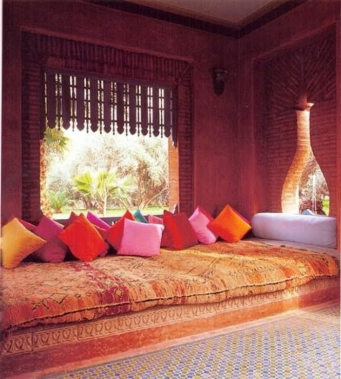 salon-marocain-paris-meuble-marocain-salons-marocains-une-salle-à-médiater