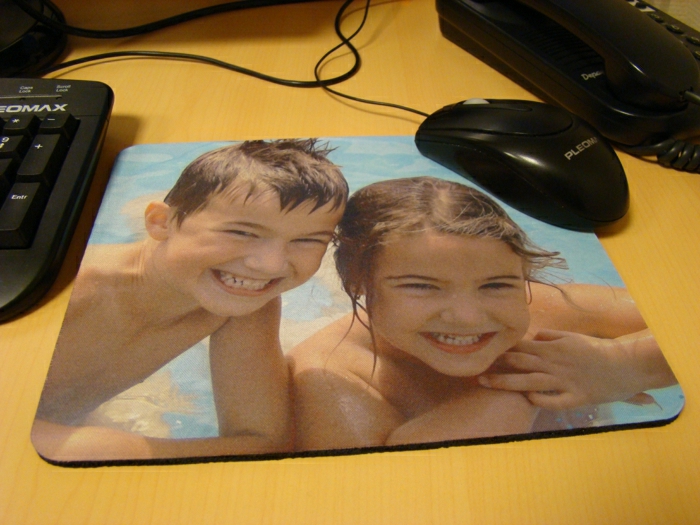 tapis-de-souris-personnalisé-pas-cher-design-avec-photos-originaux-famille-enfants