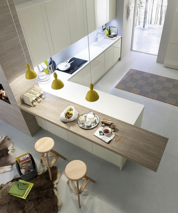 1-la-cuisine-blanche-laquéе-dans-un-appartement-d-esprit-loft-sol-gris-meubles-blanches