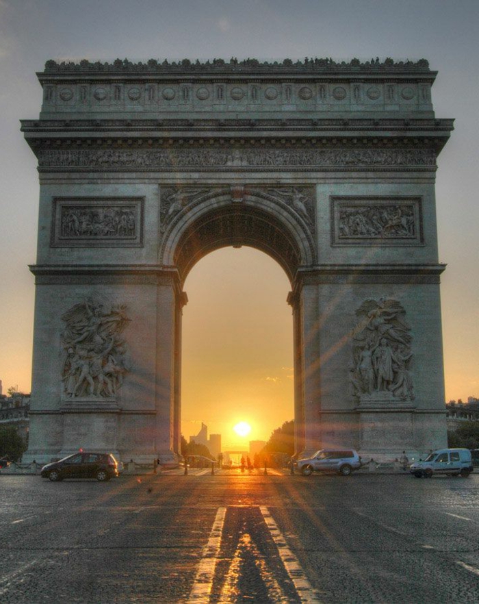 2-l-arc-de-triomphe-à-paris-visiter-paris-dans-4-jours-vacances-pas-chers-france-tourisme-paris