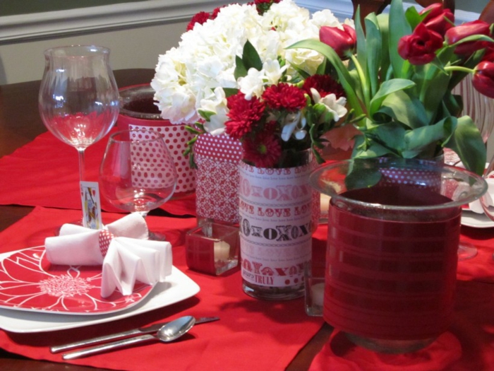 5-la-belle-et-la-bete-disney-comment-faire-Belle-déco-anniversaire-belle-table-avec-roses
