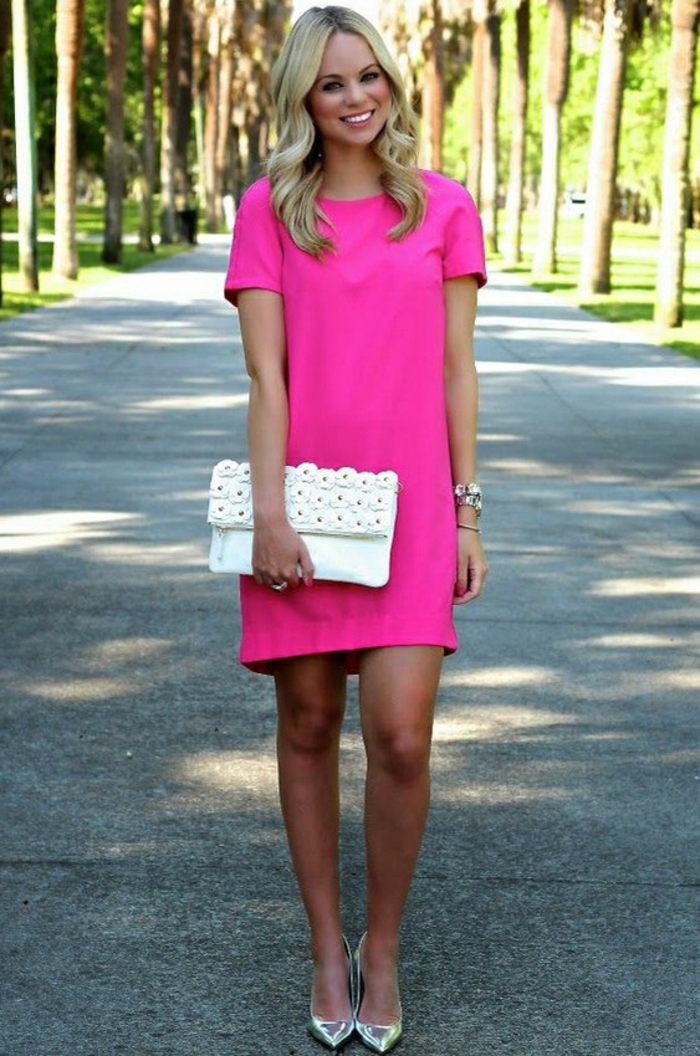 Des-robes-droites-fluides-tenue-de-jour-robe-femme-élégante-robe-rose-electrique-courte
