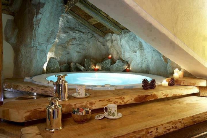 baignoire-ronde-décor-rustique-déco-en-bois-et-pierre