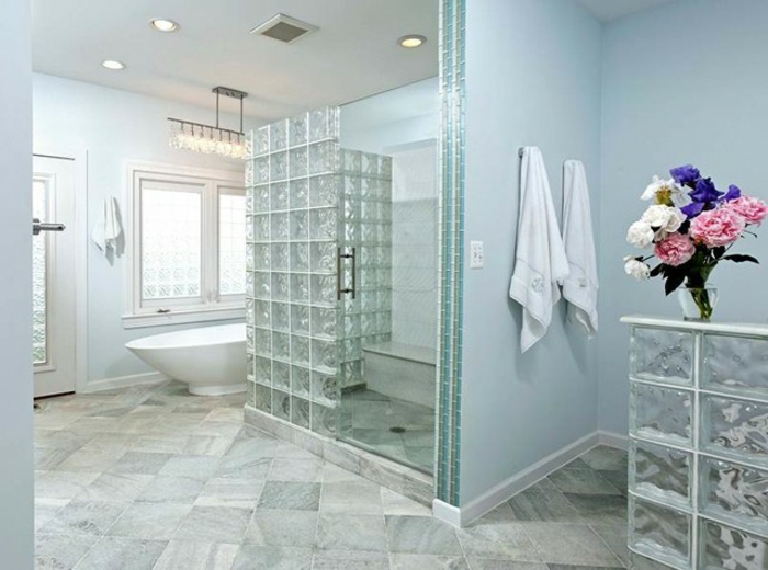 briques-de-verre-salle-de-bain-moderne-cloisons-de-séparation-en-pavés-de-verre