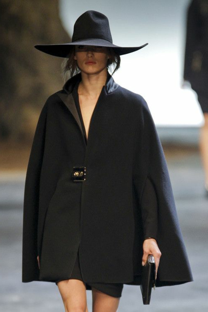 chapeau-capeline-feutre-noir-tenue-du-jour-femme-chique-stylé (10)-resized