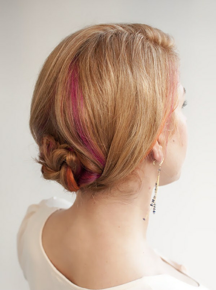 coiffure-mariage-cheveux-mi-long-idée-coiffure-coupe-mi-longue-femme-blonde-balayage-rose-resized