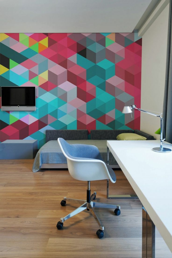 comment-papier-peint-geometrique-tapisserie-leroy-merlin-colorée-dans-le-salon-moderne
