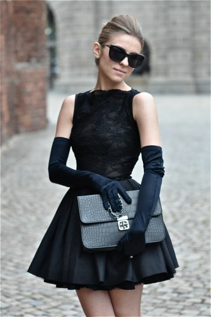 jolie-robe-de-soirée-noire-pour-les-filles-modernes-chic-tendances-de-la-mode-femme-moderne