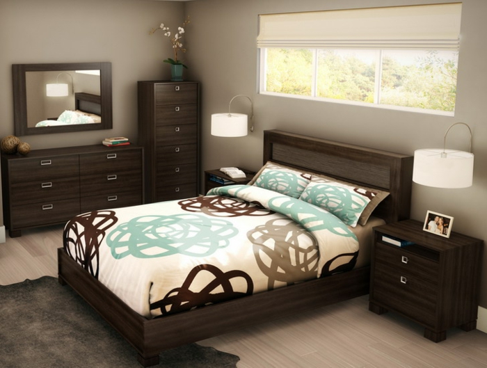 une-chambre-à-coucher-bien-aménagée-lit-adulte-160x200-brune