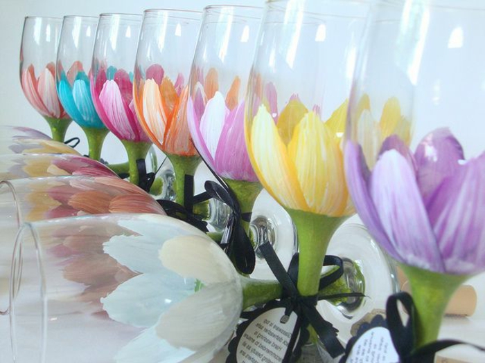 0-jolie-decoration-pour-vos-verres-à-vin-comment-la-faire-vous-memes-verres-à-vin-fleurs