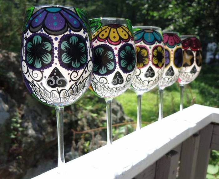1-la-decoration-pour-vos-verres-à-vin-originaux-comment-on-peut-les-decorer-d-un-manier-original