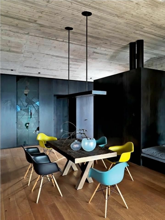 1-salle-à-manger-complète-conforama-pas-cher-avec-chaises-colores-et-table-en-bois-massif