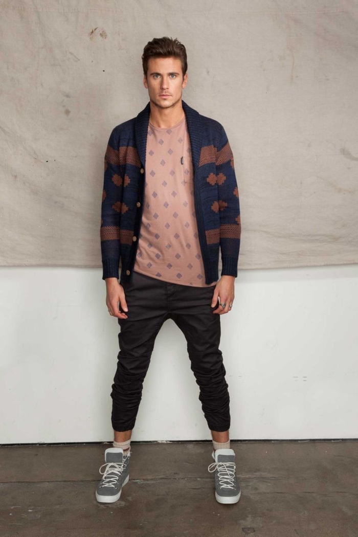Jeans-et-veste-en-cuir-mode-automne-hiver-2015-inspiration-une-idée-casuel